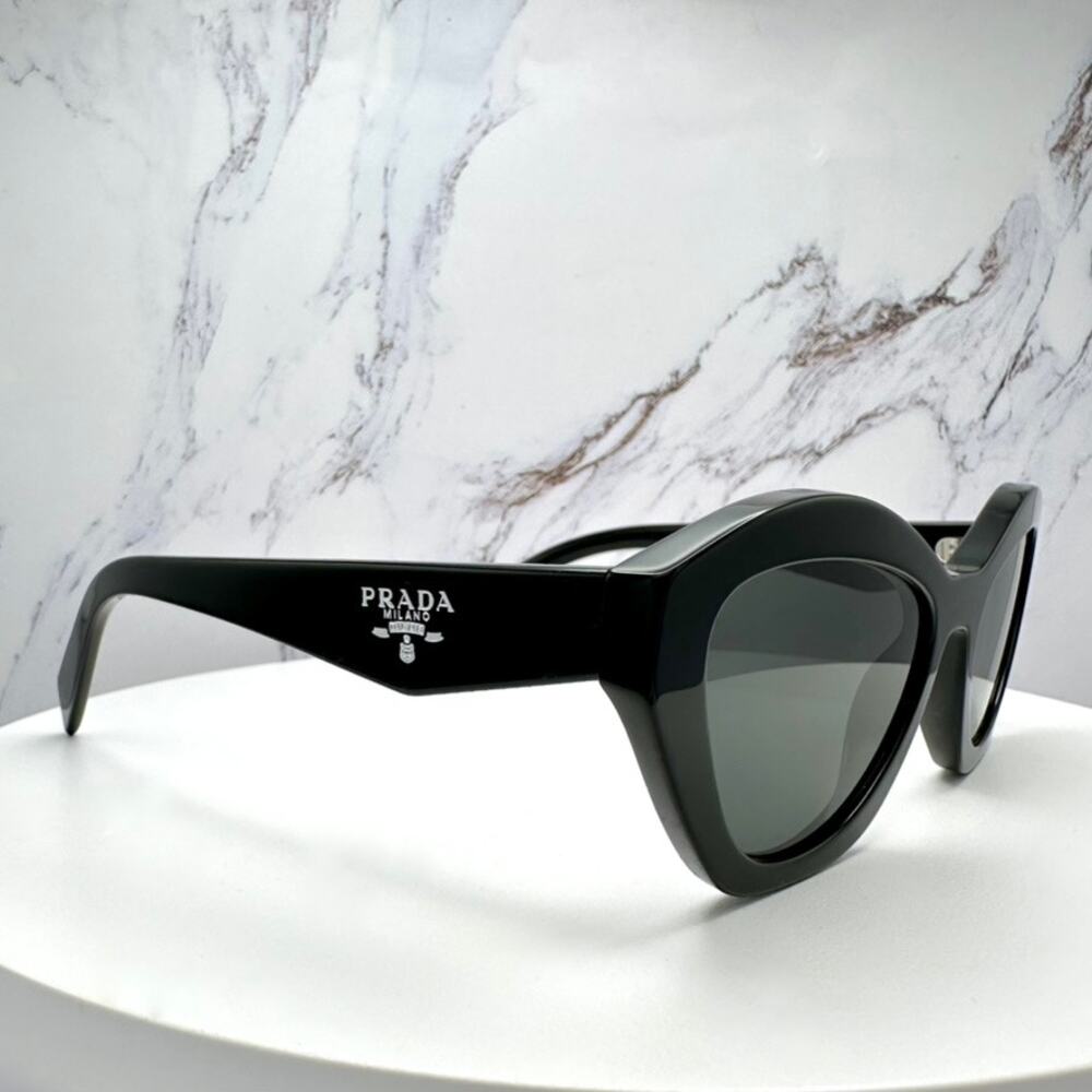 New PRADA Sunglasses Black Butterfly Cat Eye Logo Symbole Logo New - Picture 6 of 16